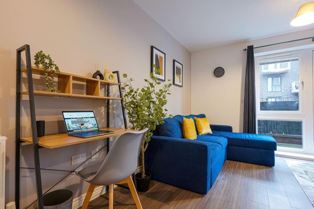 Luxury Campbell Park Apartments In Central Mk With Balcony, Free Parking & Smart Tv With Netflix By Yoko Property มิลตันคีนส์ ภายนอก รูปภาพ